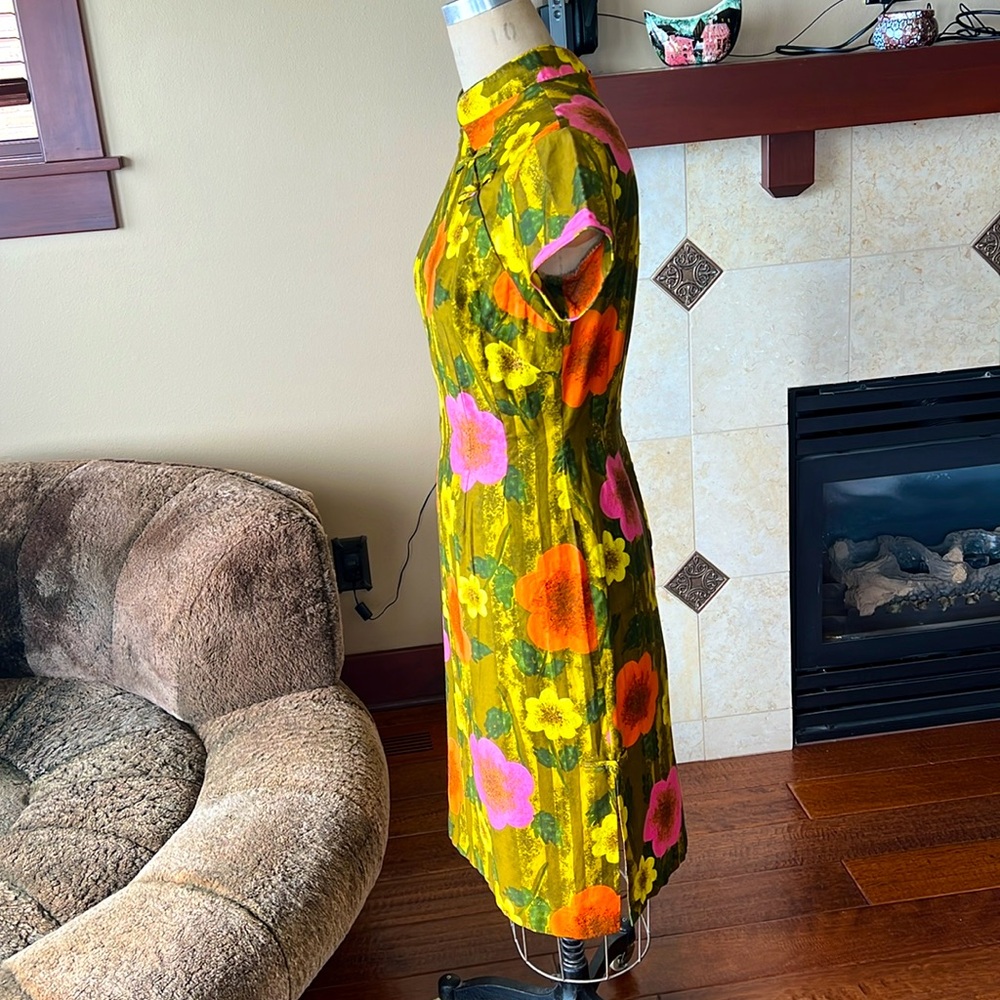 60s Sun Fashions of Hawaii wiggle dress - Picture 6 of 13